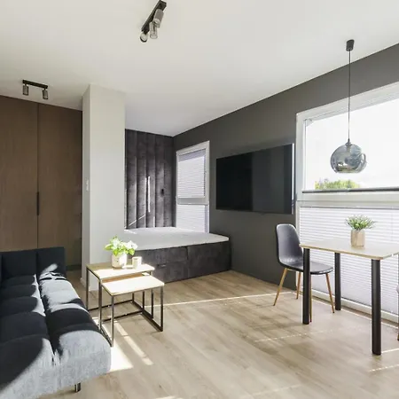Black - 77 Wigury - Dostep Na Kod - Parking - Centrum - Blisko Piotrkowska - Galeria - Klimatyzacja - Fv - Nowosc - New