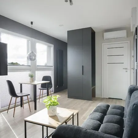 Black - 77 Wigury - Dostep Na Kod - Parking - Centrum - Blisko Piotrkowska - Galeria - Klimatyzacja - Fv - Nowosc - New * Лодзь